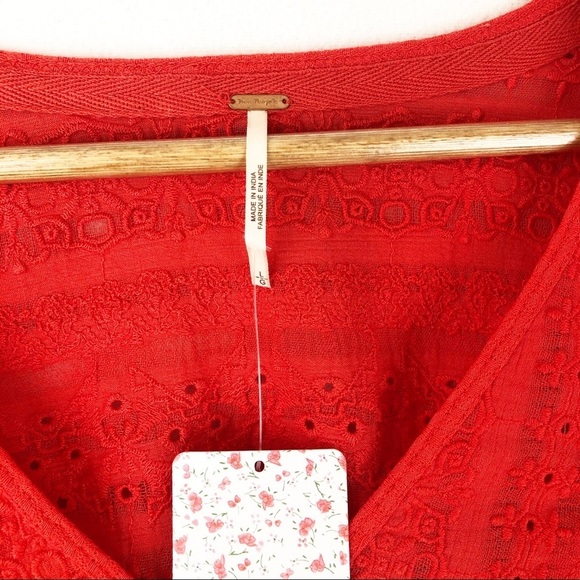 New Free People Crimson Red Ribbed Lace Bell Sleeve V Neck Top Shirt - Picture 14 of 16
